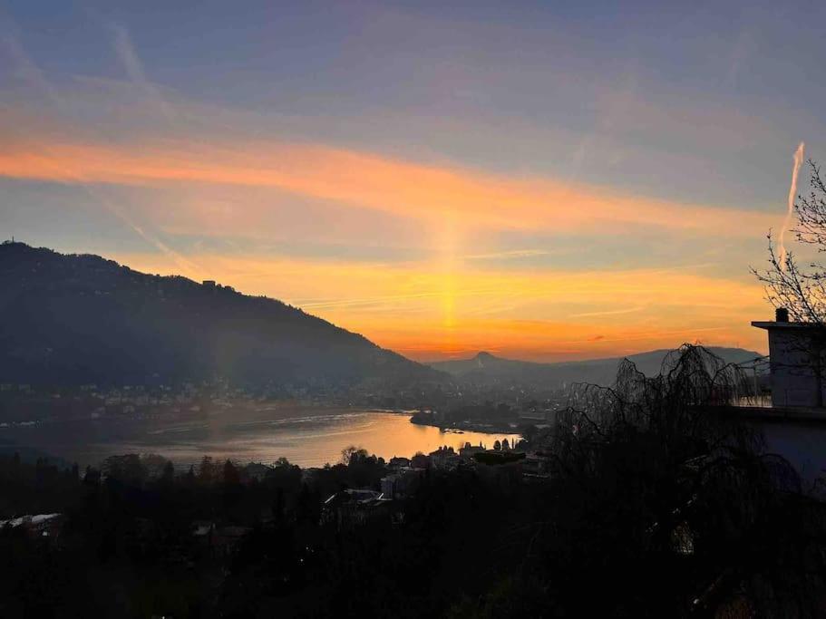 La Finestra Sul Lago Di Como Luaran gambar