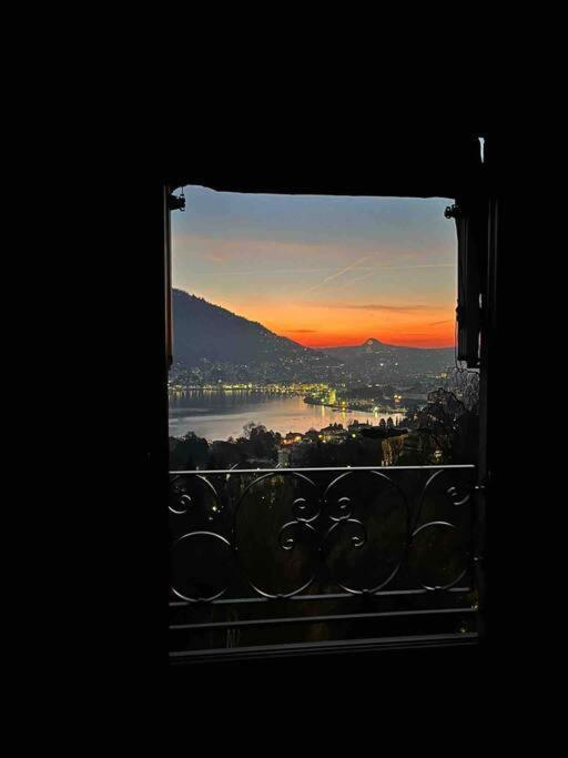 La Finestra Sul Lago Di Como Luaran gambar